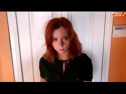 ❤️ Zaštitar kaznio zgodnu ženu zbog krađe - sperma u usta ❤ Porno video na hr.porn-milf300.ru ☑